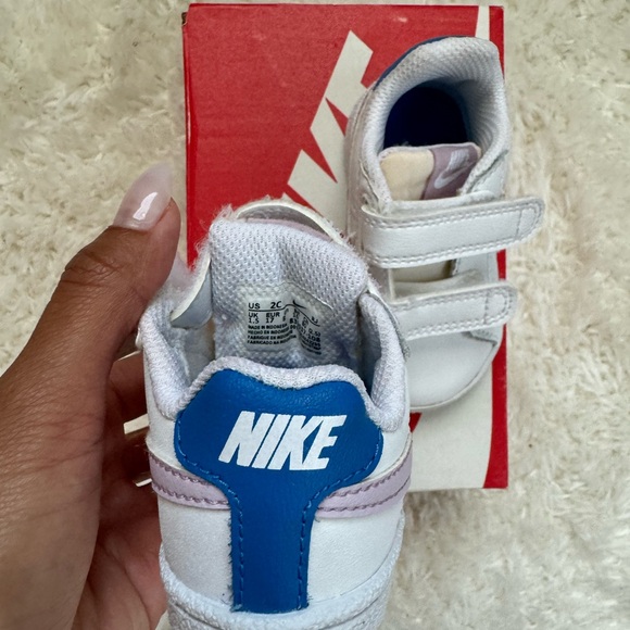 Toddler Velcro Nike 💜 - Picture 5 of 5